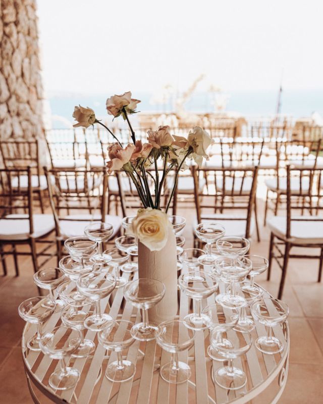 The Mediterranean paradise combined with some oriental ornaments could be a stunningly beautiful and romantic setup.

_______________

Weddingplanner @mallorcaprincess 
Pics @dominiclula_photography 
Flowers & deco @bombillas_y_flores 
cake @missfleurpalma 
Material @rentbytotapunt

—————————————————————

#weddingdestinations #mallorcahochzeit #heiratenaufmallorca#weddingplannermallorca#weddinginspiration#weddingplanning#mallorcaprincess#luxurywedding#luxuryweddingplanner#weddingdecor #weddingideas#topweddingplanner#weddingvenue#mallorcaweddingflowers#mallorcaweddingvenue#mallorcawedding#weddinginspiration#weddinglights#glamorouswedding#weddininnature#weddinginmallorca2023#weddinginmallorca#heiraten2023#heiratenaufmallorca#hochzeit#hochzeitsdeko#hochzeitslocation#hochzeitplanen#braut2023#mallorcahochzeitsplanner#bestwedding#bestweddingplanner